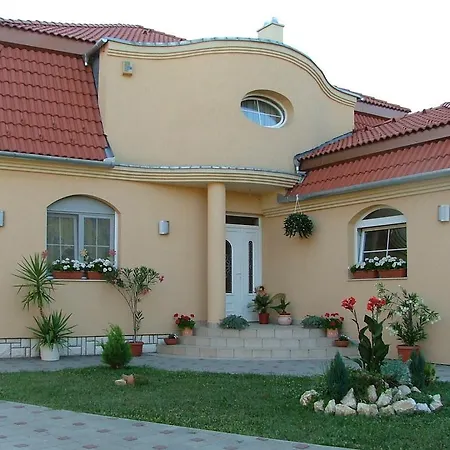 Bed & Breakfast Ambrozia *