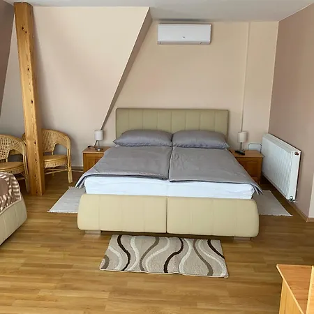 Bed & Breakfast Ambrozia