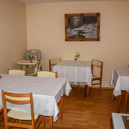 Bed & Breakfast Ambrozia