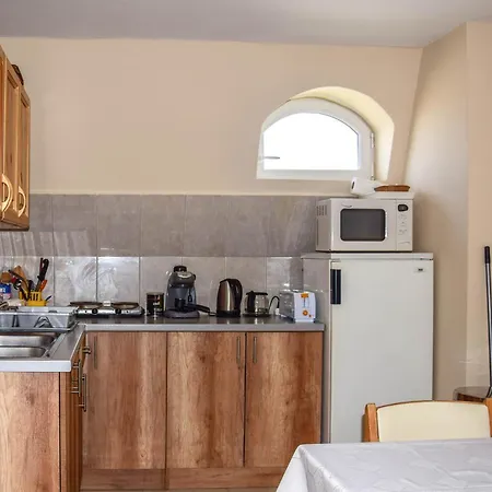 Ambrozia Bed & Breakfast