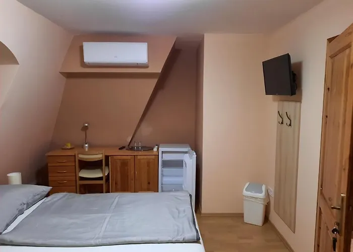 Ambrozia ナジカニジャ