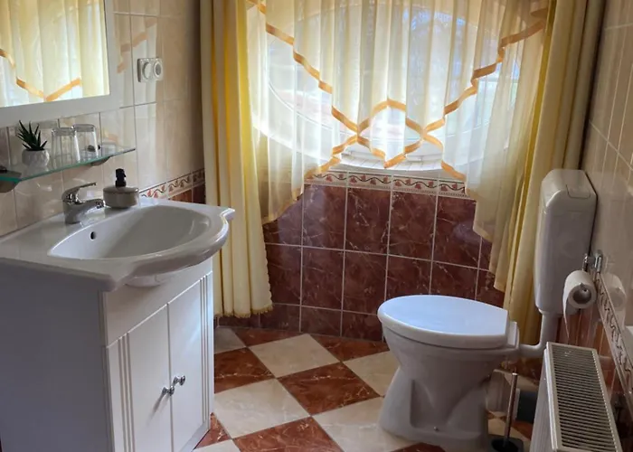 Ambrozia 3* Надьканижа