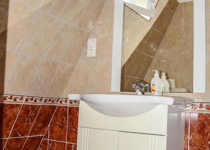 Ambrozia ベッド・アンド・ブレックファスト ナジカニジャ